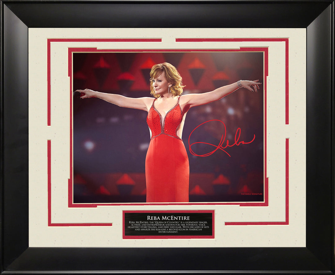 Reba McEntire with Facsimile Signature