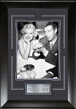 Load image into Gallery viewer, Marilyn Monroe & Joe DiMaggio