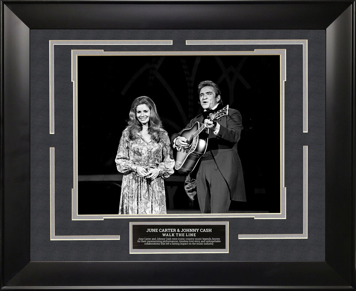 Johnny Cash and June Carter - Walk The Line, image size:1200x983