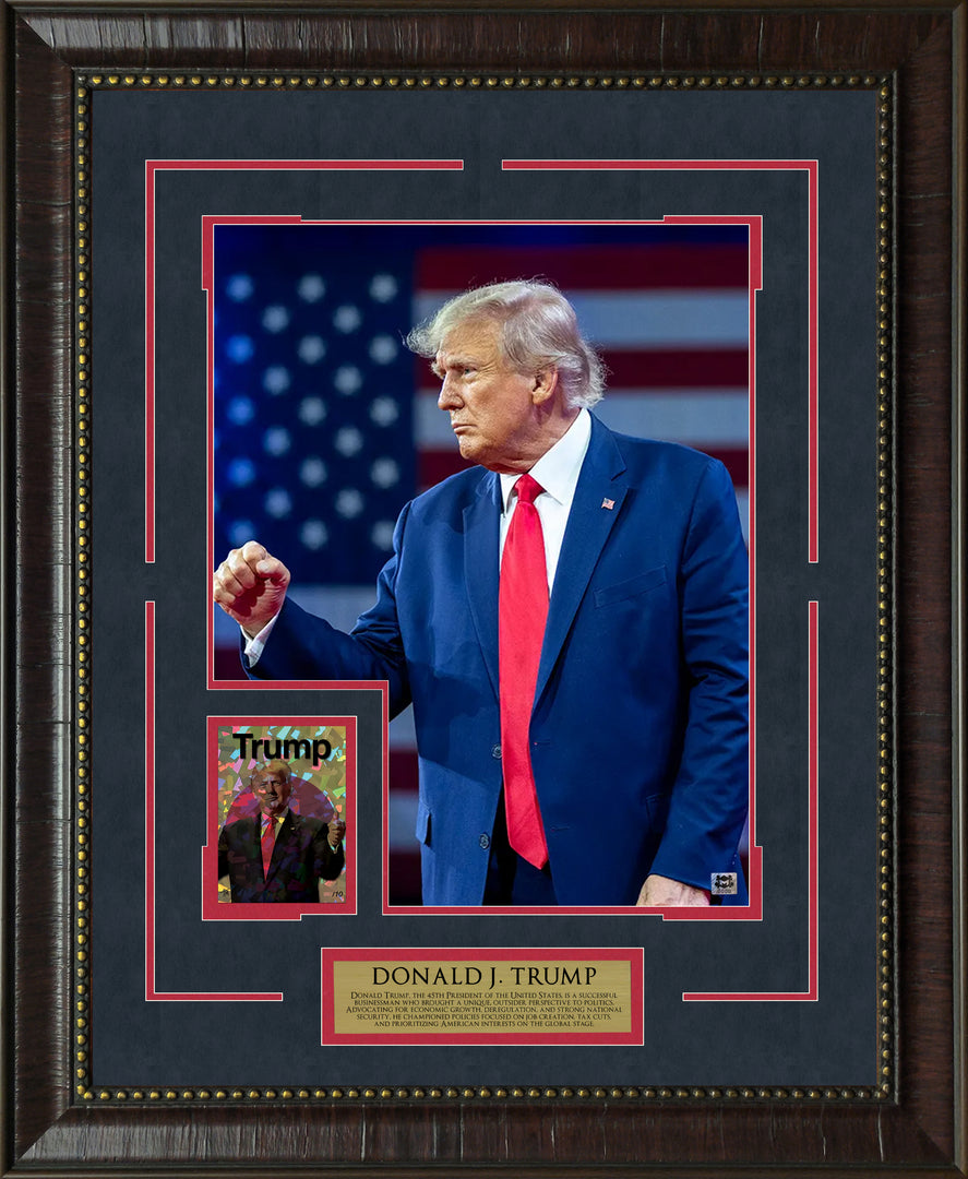 Donald Trump with LTD Gold Refractor Card