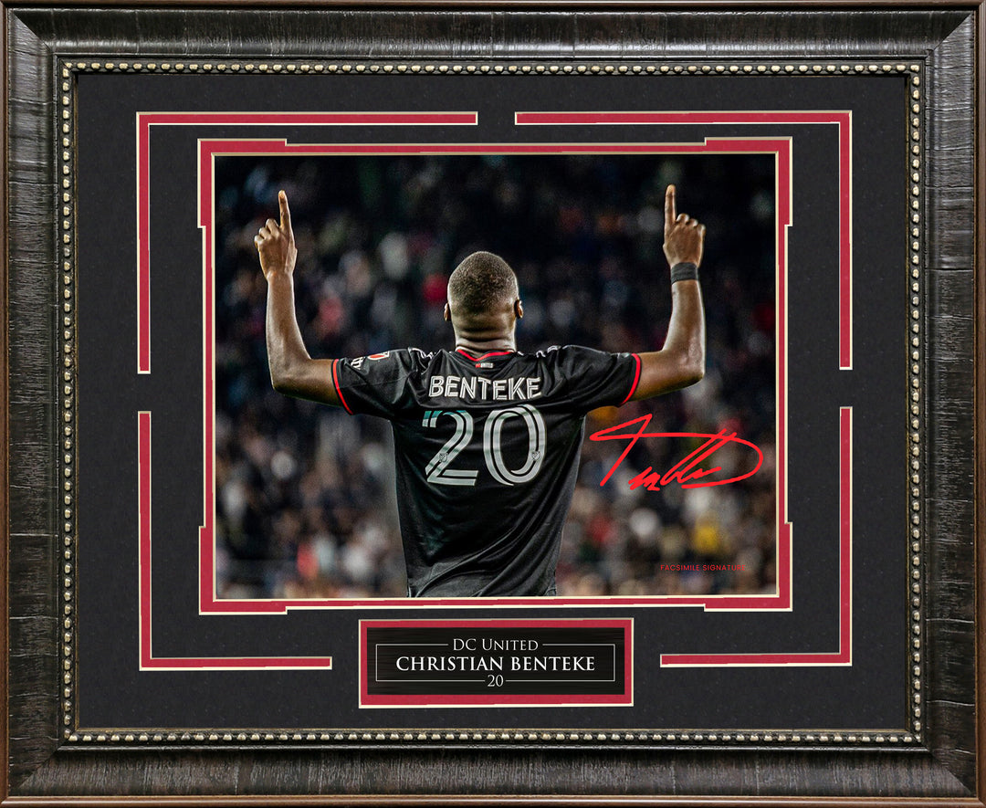 Christian Benteke - DC United with Facsimile Signature