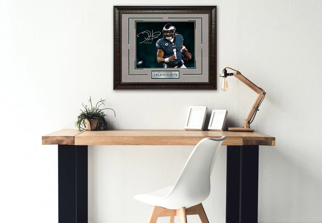 Jalen Hurts - Philadelphia Eagles - On the Run - Spotlight with Facsimile Signature