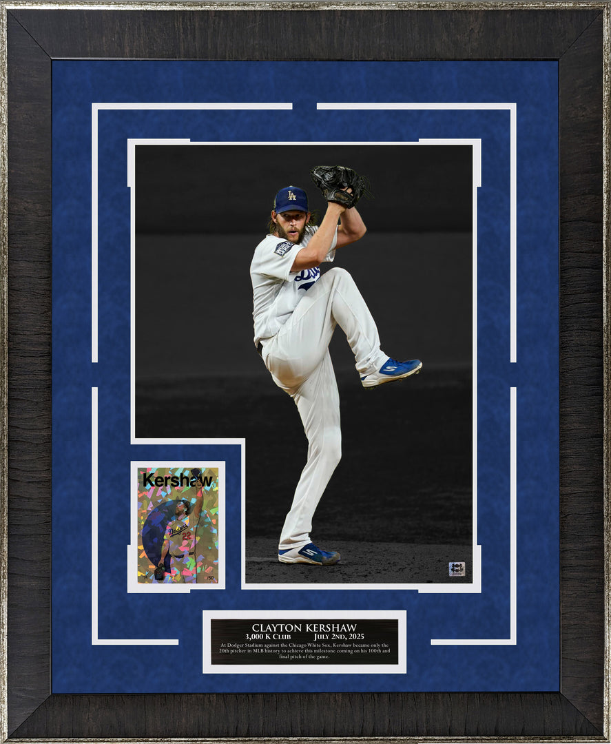 Clayton Kershaw - Los Angeles Dodgers - Spotlight with Limited Gold Refractor Card