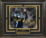 Load image into Gallery viewer, Ben Roethlisberger - Pittsburgh Steelers - Spotlight with Facsimile Signature
