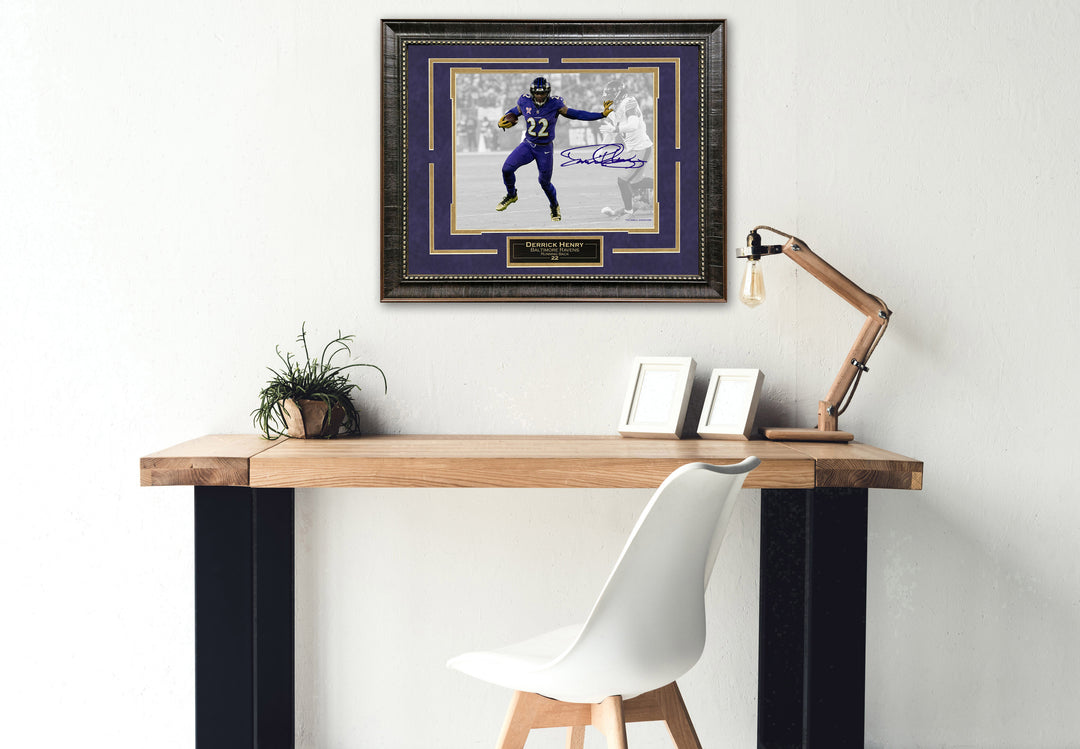Derrick Henry - Baltimore Ravens - Spotlight with Facsimile Signature