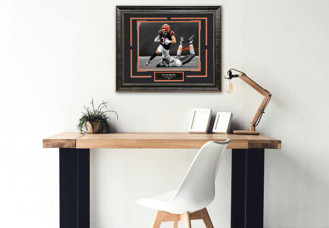 Chase Brown - Cincinnati Bengals - Spotlight with Facsimile Signature