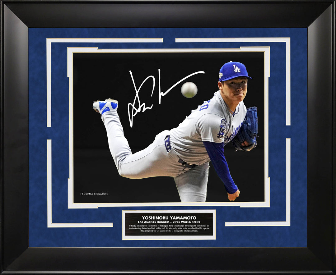 Yoshinobu Yamamoto - Los Angeles Dodgers - Spotlight with Facsimile Signature