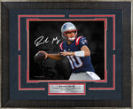 Load image into Gallery viewer, Drake Maye - New England Patriots - Spotlight with Facsimile Signature