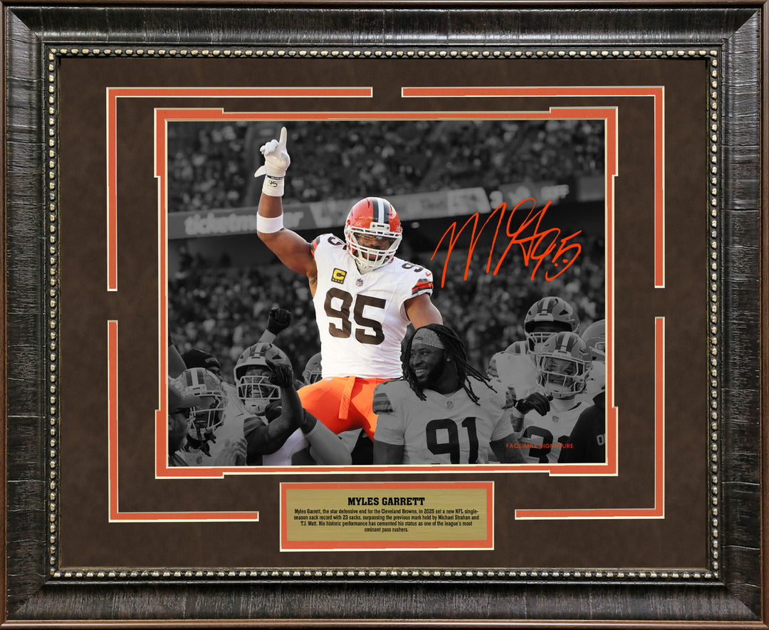 Myles Garrett - Cleveland Browns - Spotlight with Facsimile Signature