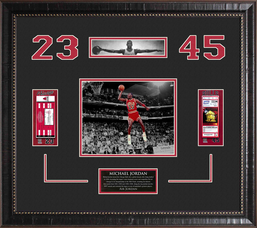 Michael Jordan - Chicago Bulls - with Replica Game Tickets