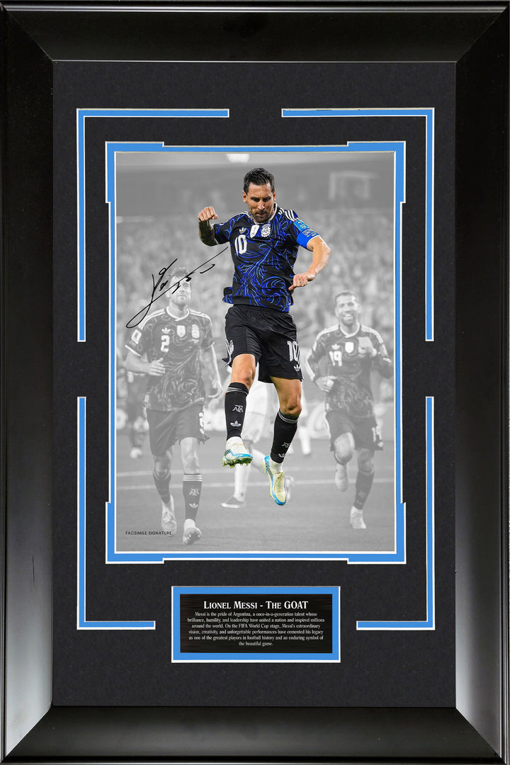 Lionel Messi - Argentina - Spotlight with Facsimile Signature