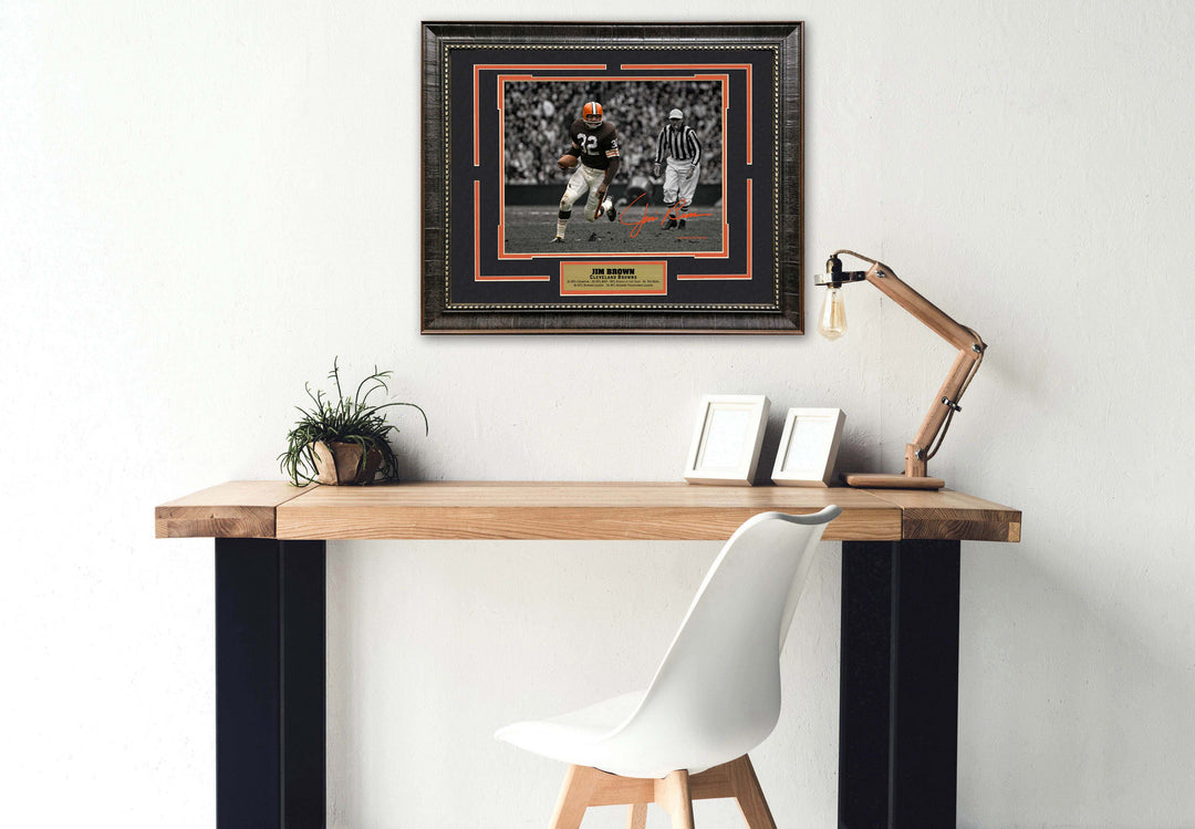 Jim Brown - Cleveland Browns - Spotlight with Facsimile Signature