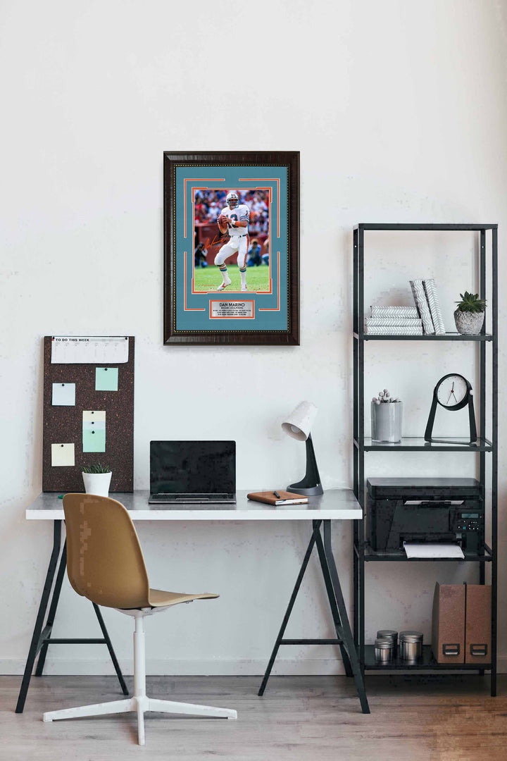 Dan Marino - Miami Dolphins  with Facsimile Signature