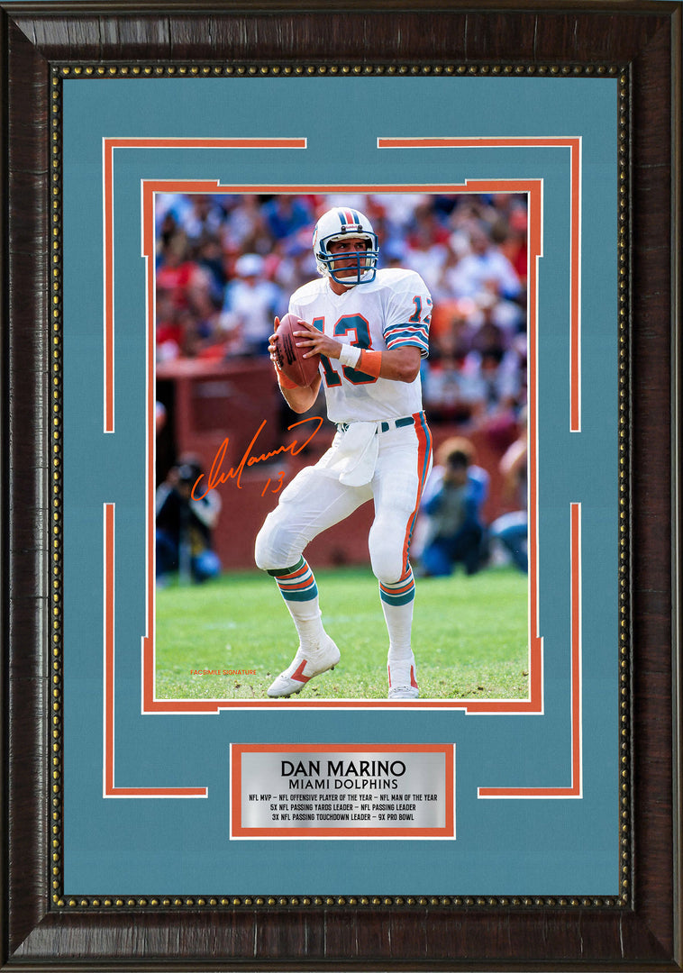 Dan Marino - Miami Dolphins  with Facsimile Signature