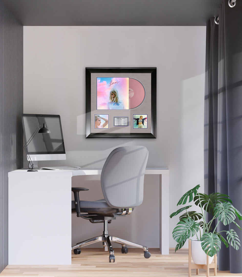 Taylor Swift –&nbsp;Lover – Framed Pink Vinyl Display