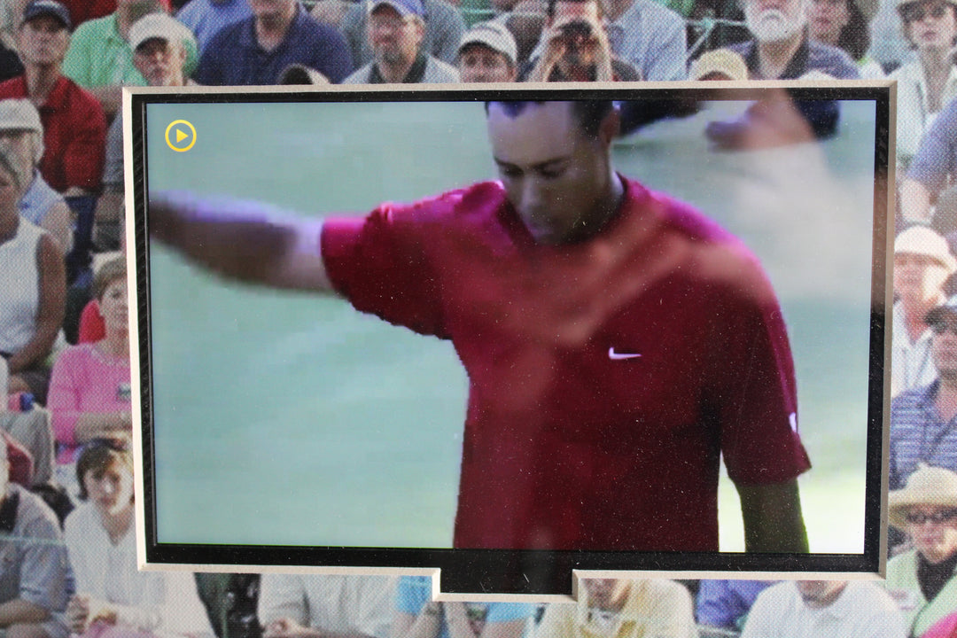 Tiger Woods - 2005 Masters - Tiger's Chip on 16 - Framed Video