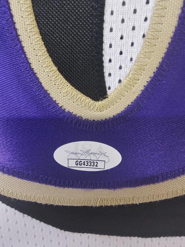 Lamar Jackson - Baltimore Ravens - Autographed Jersey - Framed