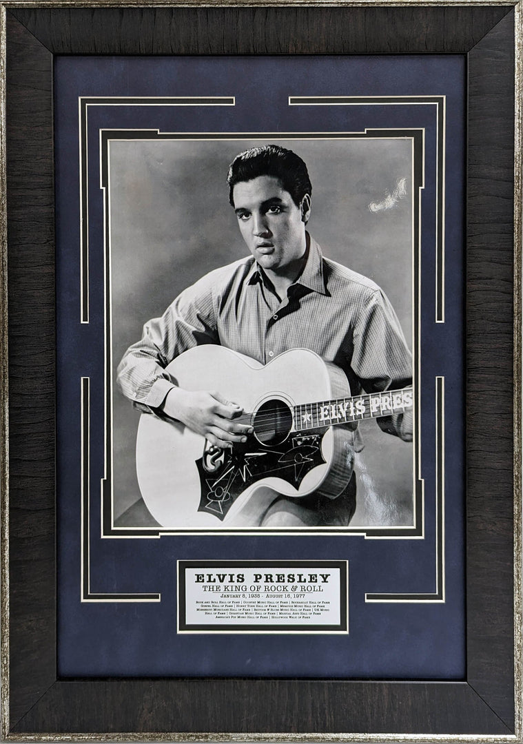 Elvis Presley - Solo With Guitar